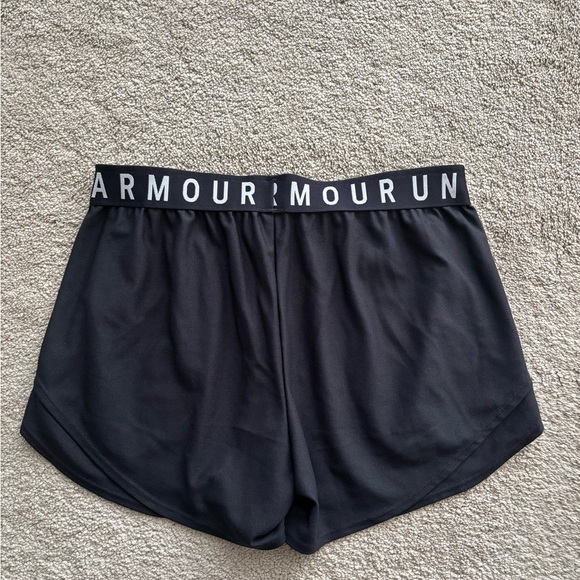 Under Armour Women's Athletic Black Shorts - Picture 4 of 4